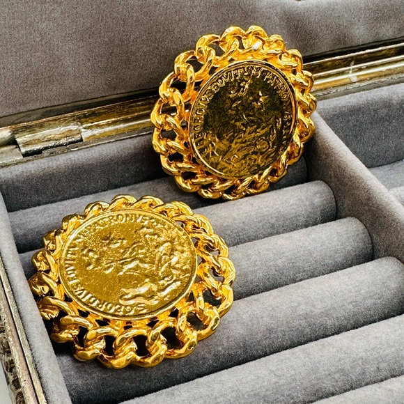 Vintage Ornate Medallion Statement Earrings - Picture 12 of 13